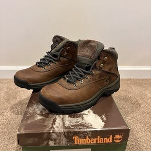 Timberland Brown Leather Waterproof Boots - Size 8.5 Men’s - New in Box
